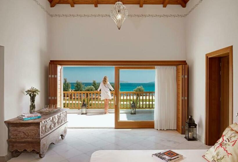 سوییت با چشمانداز دریا, Mitsis Selection Blue Domes