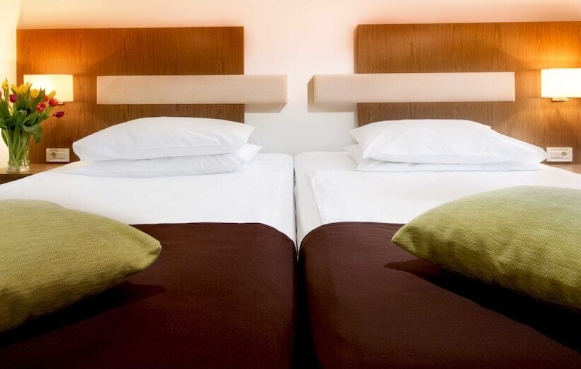 オーシャンビュースーペリアースイート, Park Makarska