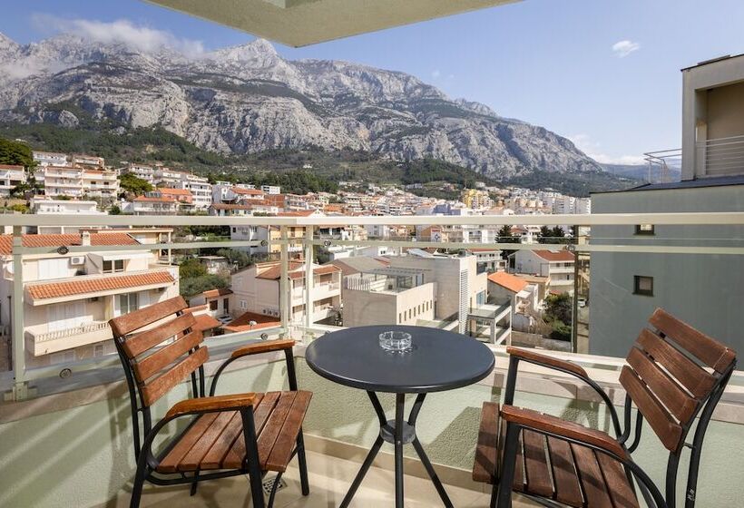 Номер Стандарт Вид на Горы, Park Makarska