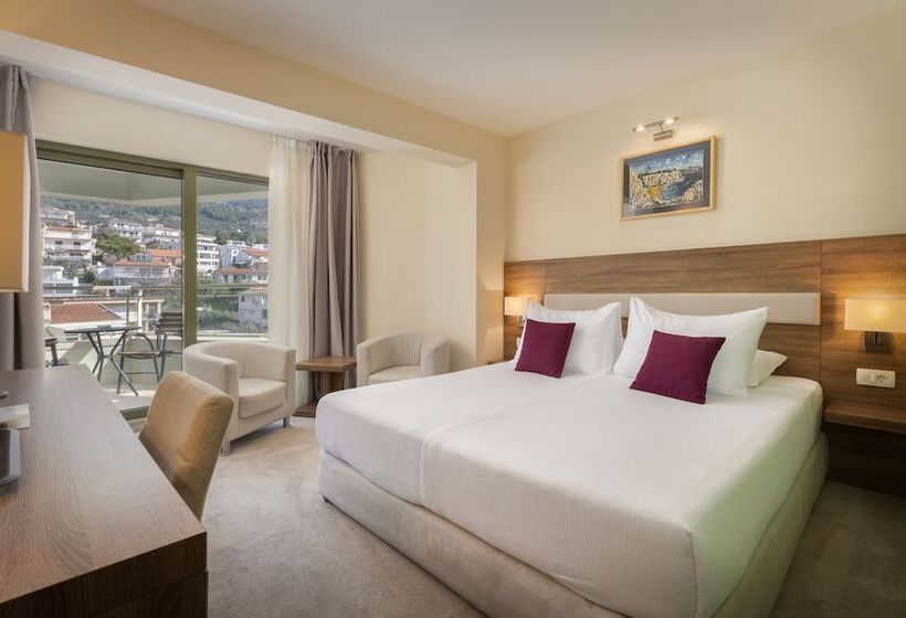 マウンテンビュースタンダードルーム, Park Makarska