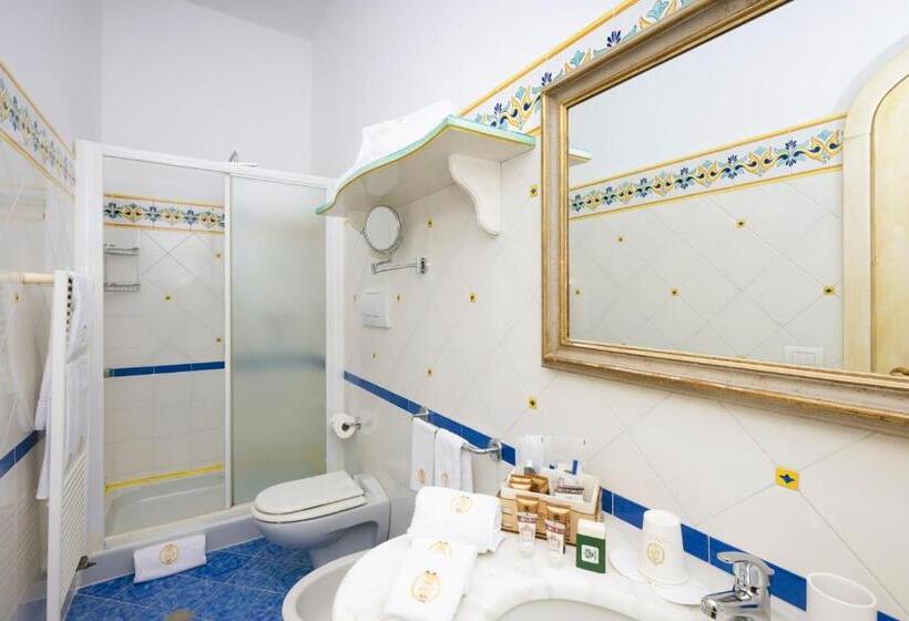 스탠다드 룸 바다 전망, Royal Prisco