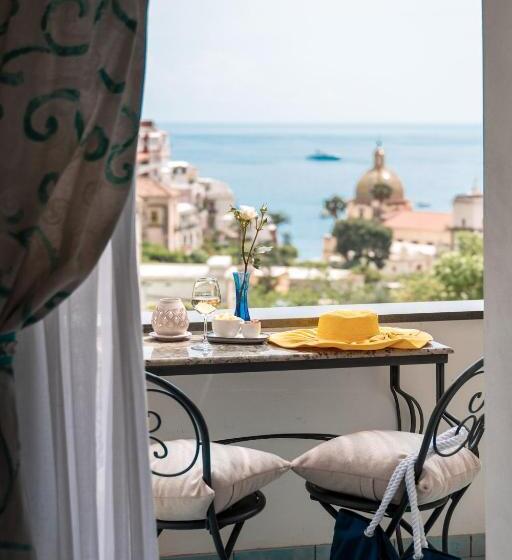 스탠다드 룸 바다 전망, Royal Prisco