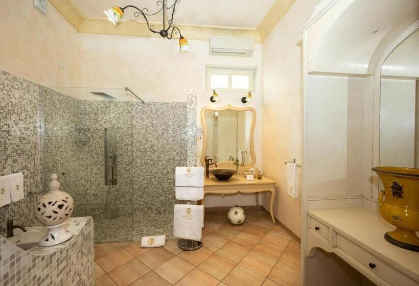 산 전망 스위트, Royal Prisco