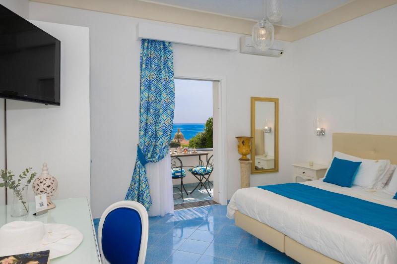 스탠다드 룸 바다 전망, Royal Prisco