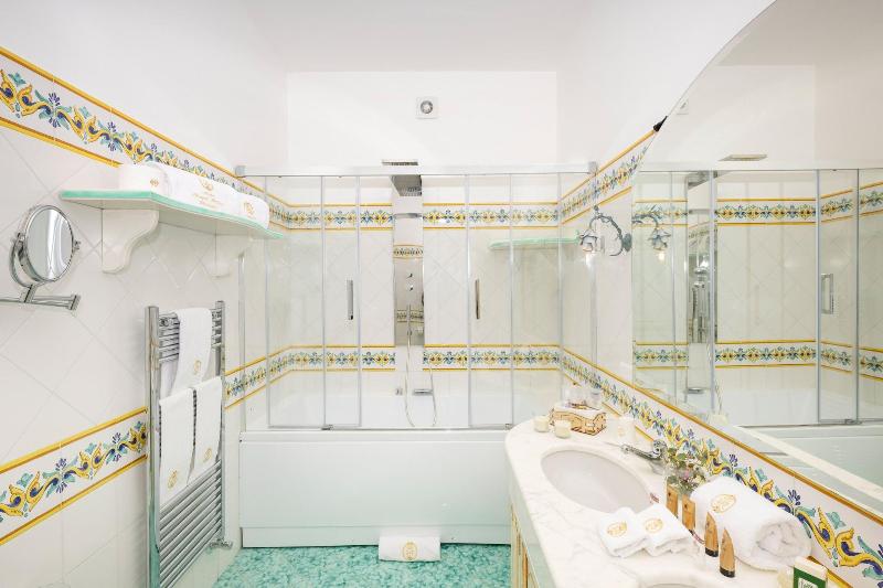 주니어 스위트 바다 전망, Royal Prisco