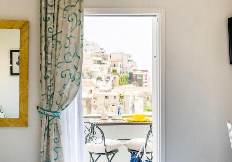 스탠다드 룸 바다 전망, Royal Prisco