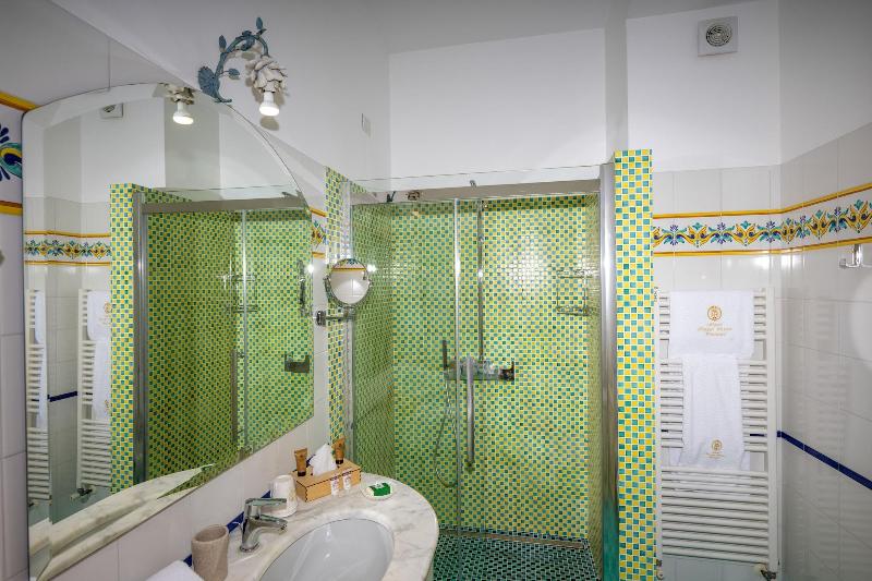 디럭스 룸 바다 전망, Royal Prisco