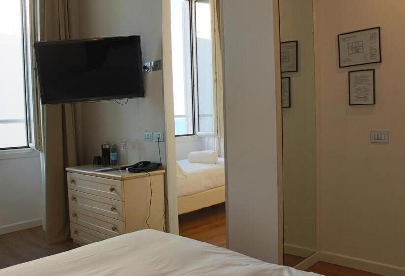 غرفة كومفورت ثلاثية, Sanremo Luxury Suites