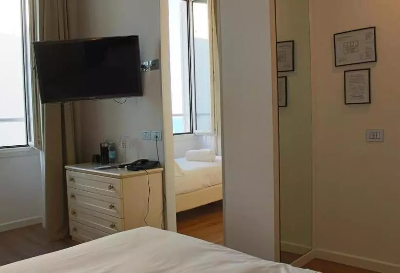 اتاق راحتی سه تخته, Sanremo Luxury Suites