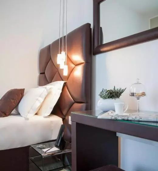 اتاق سوپریور یک تخته, Sanremo Luxury Suites
