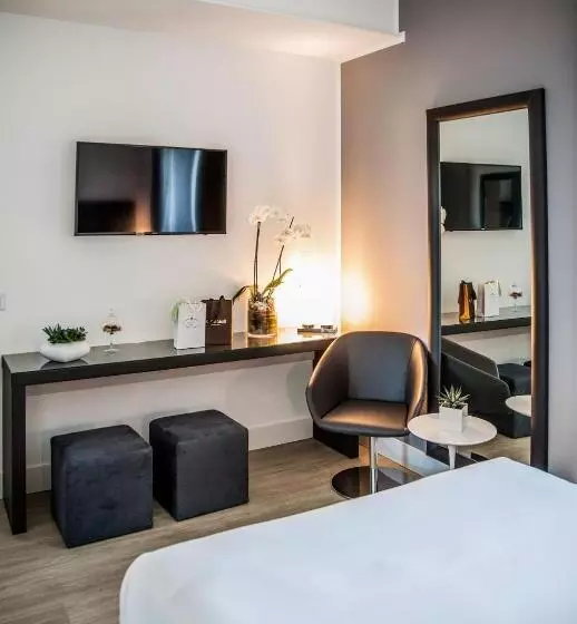 اتاق سوپریور, Sanremo Luxury Suites