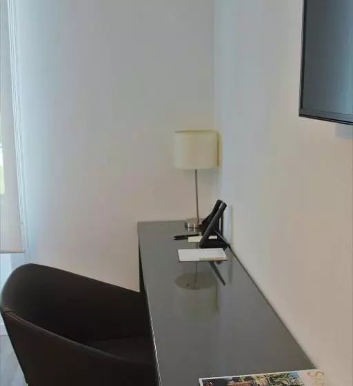 سوییت سوپریور با چشم‌انداز دریا, Sanremo Luxury Suites