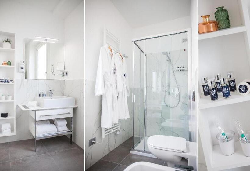 جناح جونيور سوبيريور مطل على البحر, Sanremo Luxury Suites