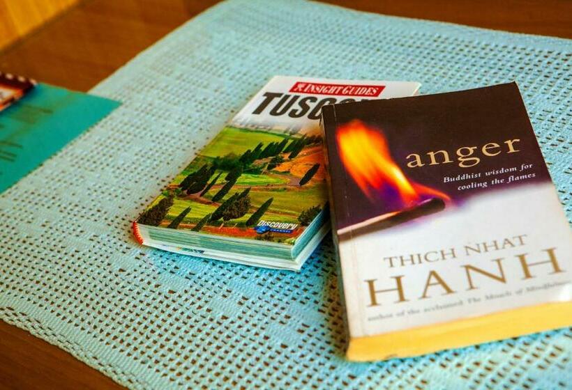 اتاق استاندارد یک نفره, Villa Il Castagno