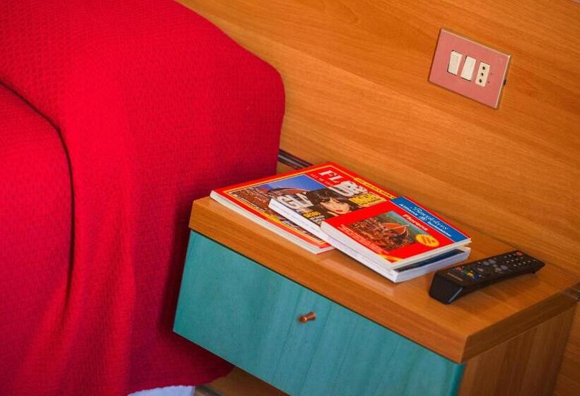 اتاق استاندارد با بالکن, Villa Il Castagno