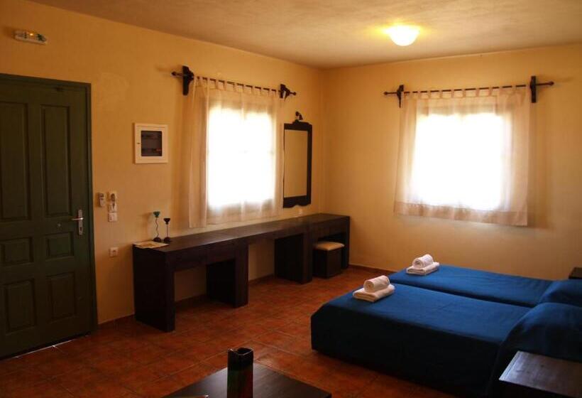 استودیوی استاندارد با چشمانداز دریا, Mandilada Village