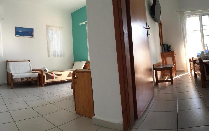 דירת חדר סופריור, Melissa Gold Coast