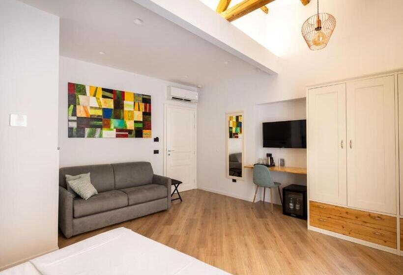 اتاق استاندارد سه نفره, Villena Plaza By Wonderful Italy