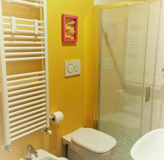 Standaard Driepersoonskamer, B&b Montecengio