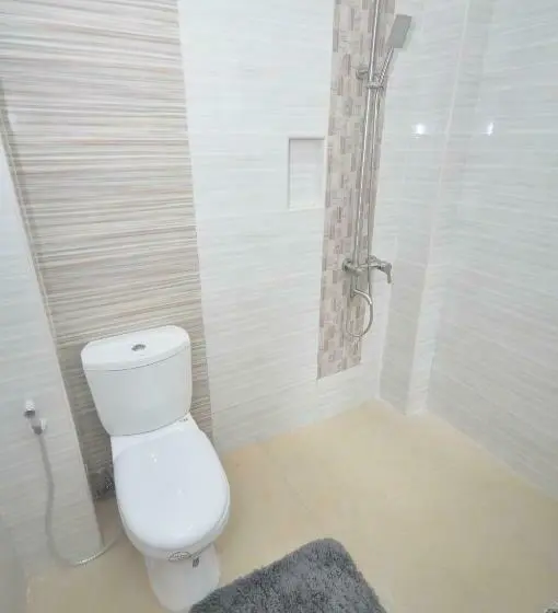 اتاق استاندارد چهار تخته, Rnr Suites