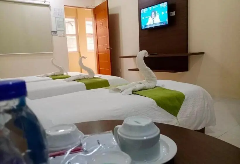 اتاق راحتی سه تخته, Rnr Suites