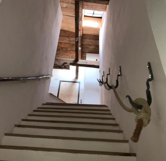 舒适型房间, Das Hornsteiner