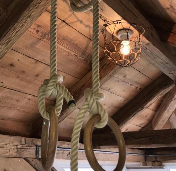 غرفة كومفورت, Das Hornsteiner