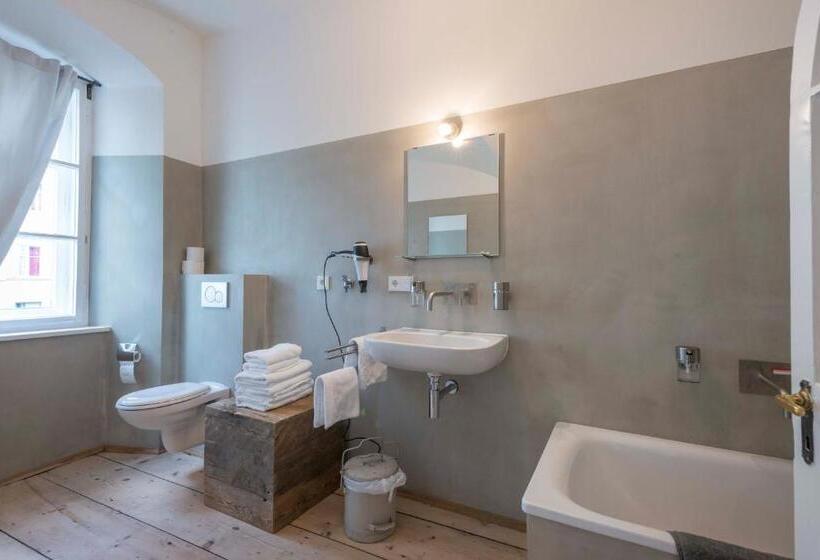 带阳台套房, Das Hornsteiner