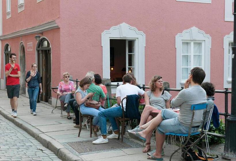 套房带园景, Das Hornsteiner