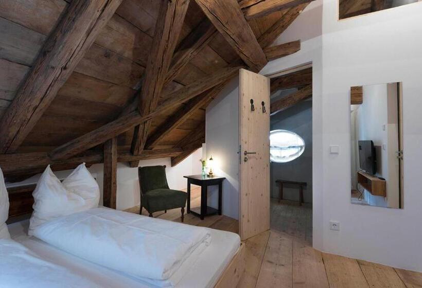 标准间, Das Hornsteiner