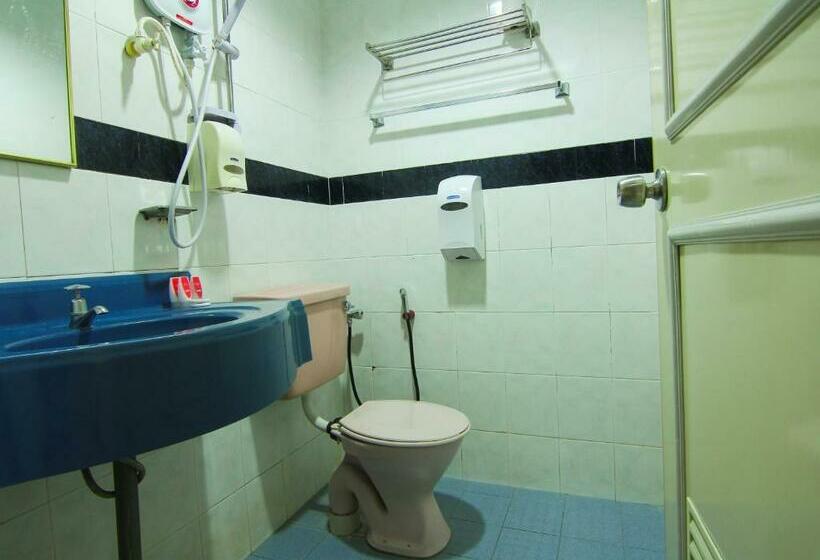 Люкс Superior, T P Hotel By Oyo Rooms