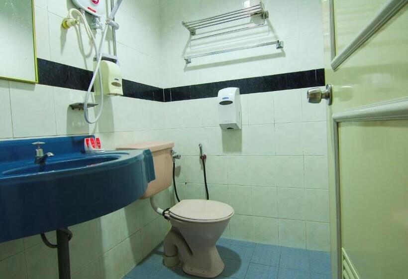 Family Suite, T P Hotel By Oyo Rooms