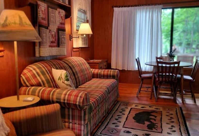 リバービュースイート, Cozy Creek Cottages