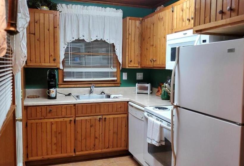 リバービュースイート, Cozy Creek Cottages