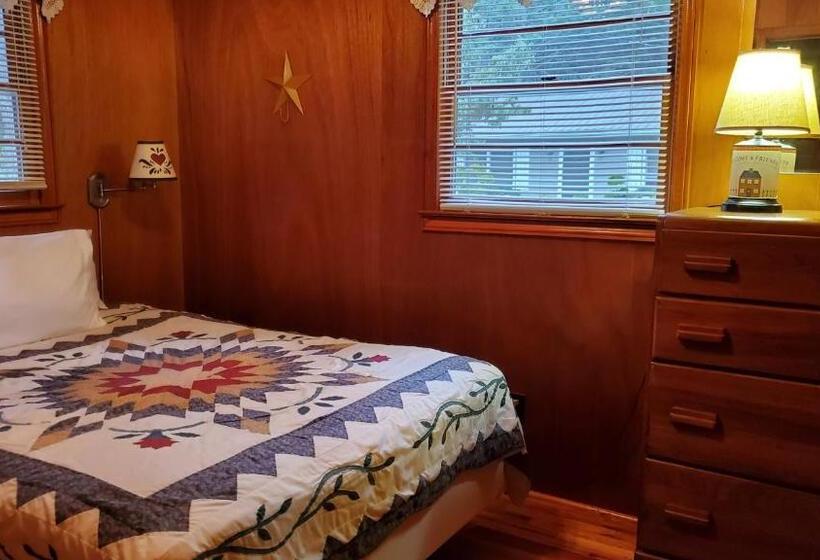 سوئیت با چشم‌انداز رودخانه, Cozy Creek Cottages