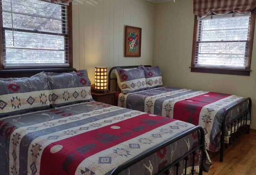 سوئیت 2 خوابه, Cozy Creek Cottages