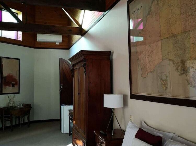 Номер Deluxe, Karriview