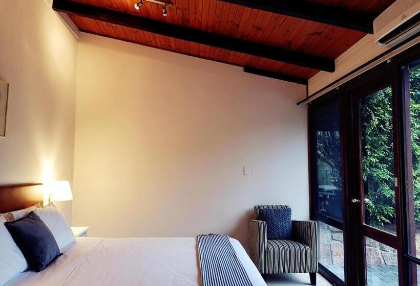 Номер Economy, Karriview