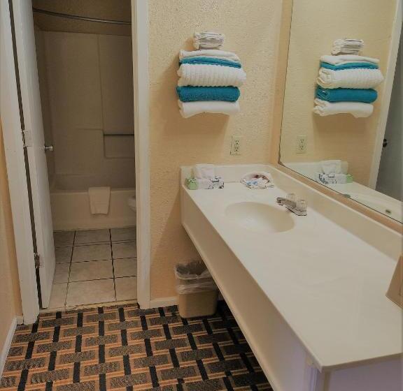 חדר דלוקס, Grandview Plaza Inn