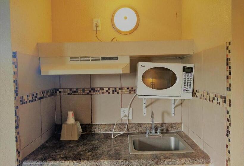 جناح سرير كينج, Grandview Plaza Inn