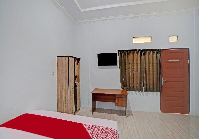 デラックスルーム, Oyo 90503 Madina Residence