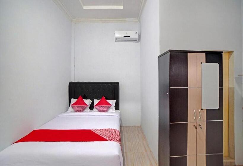 デラックスルーム, Oyo 90503 Madina Residence