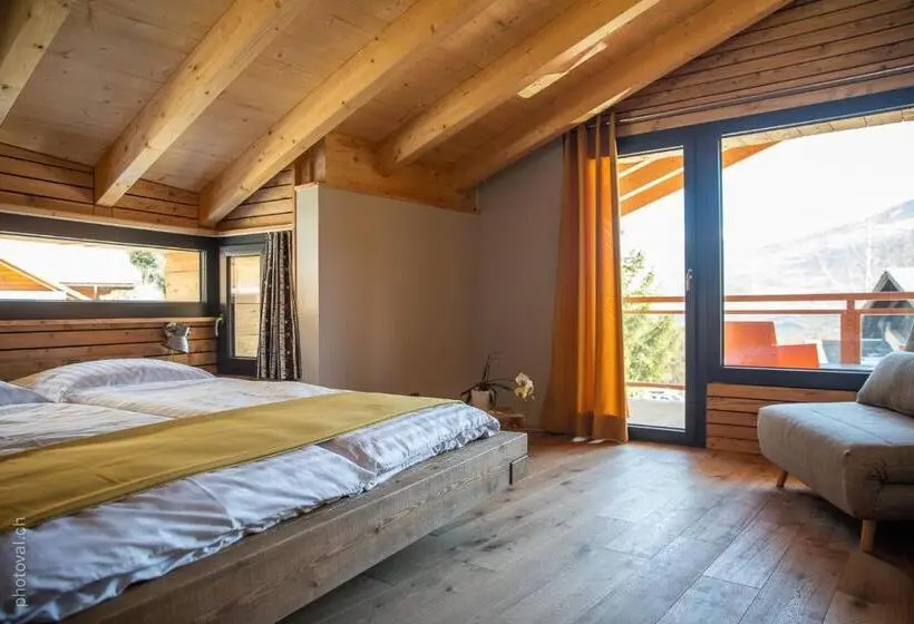 Standardzimmer Kingsize Bett, La Tzavane