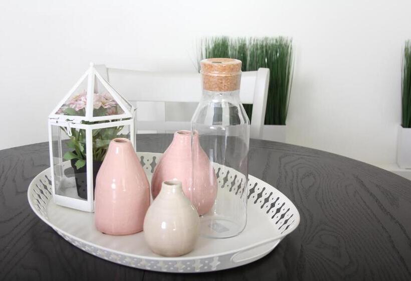 جناح ديلوكس, Gateway To Greenwich Suites