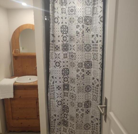 شاليه غرفة نوم واحدة, L'auberge Des 4 Vents