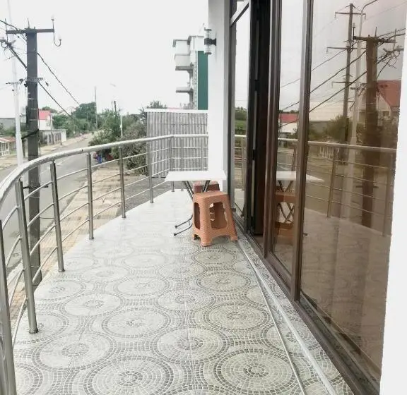 اتاق خانوادگی, Tiktok House