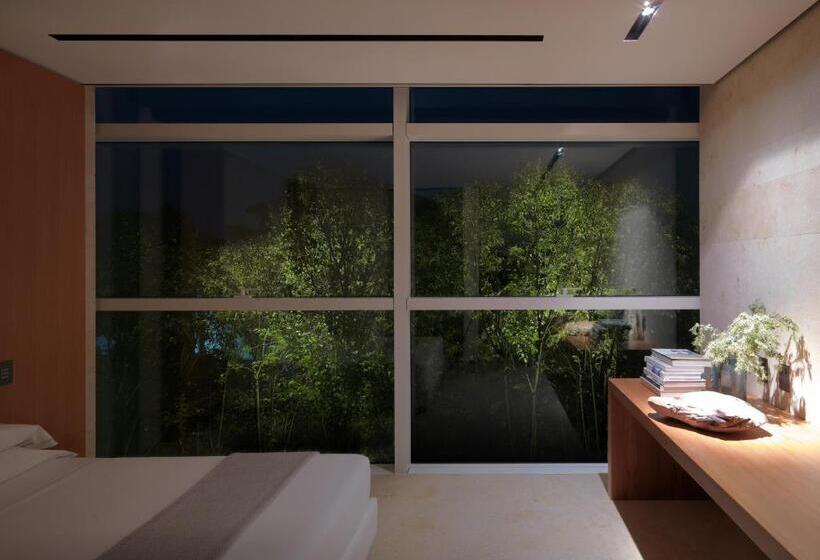 חדר סופריור עם נוף להרים, C Hotel & Spa