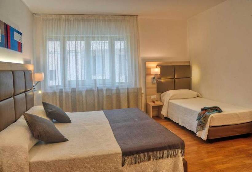 Номер Стандарт Трехместный, Albània