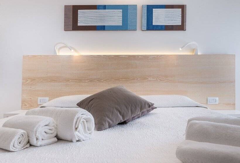 Трехместный Номер Superior, Albània