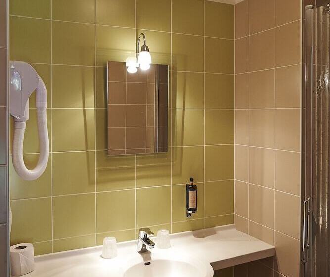 غرفة كومفورت ثلاثية, Cit Hotel Les Alizés